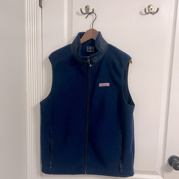 Vineyard Vines Fleece Vest - Picture 1 of 3